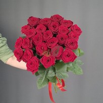 Букет 25 красных роз